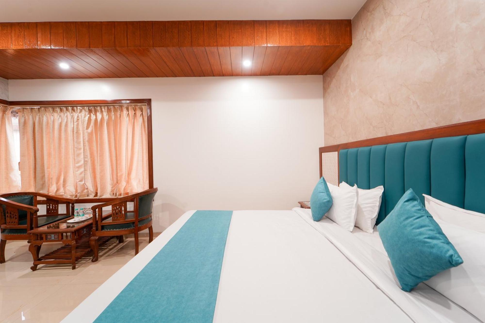 Hotel Bright Star Mahabaleshwar Ngoại thất bức ảnh