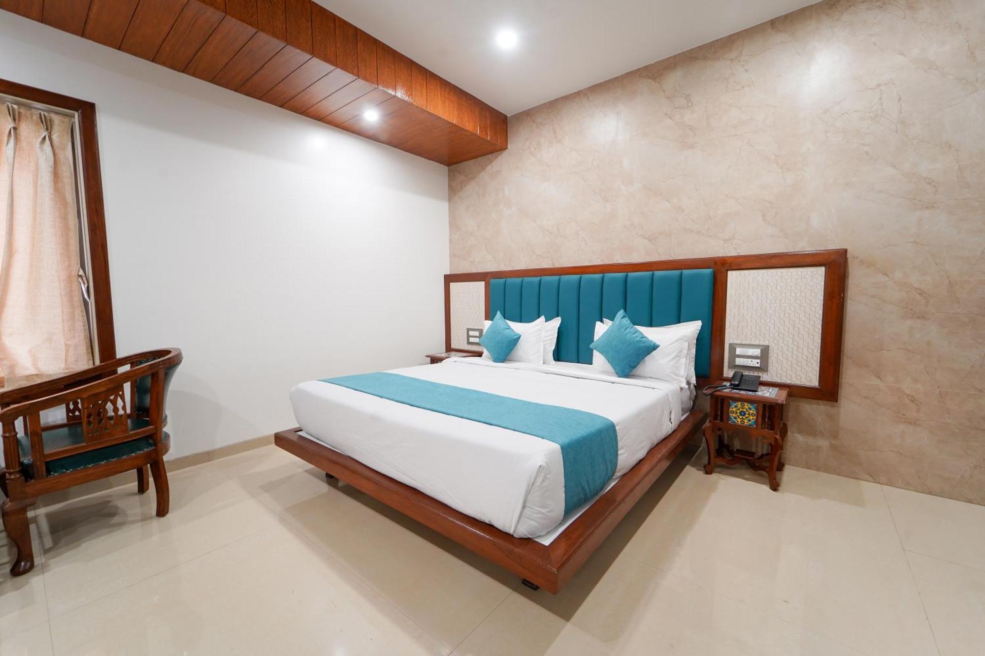 Hotel Bright Star Mahabaleshwar Ngoại thất bức ảnh