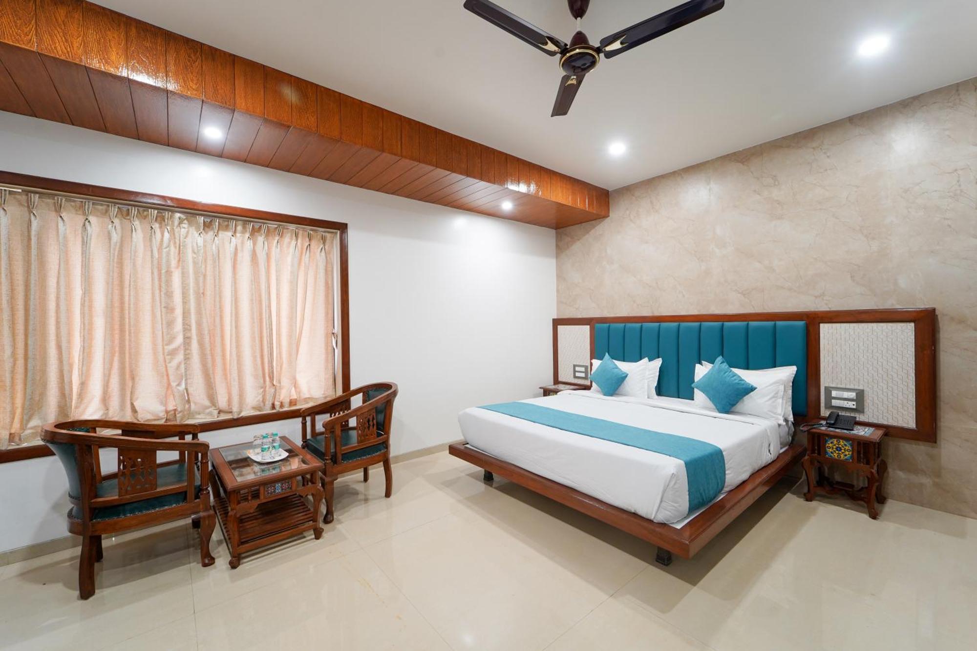Hotel Bright Star Mahabaleshwar Ngoại thất bức ảnh