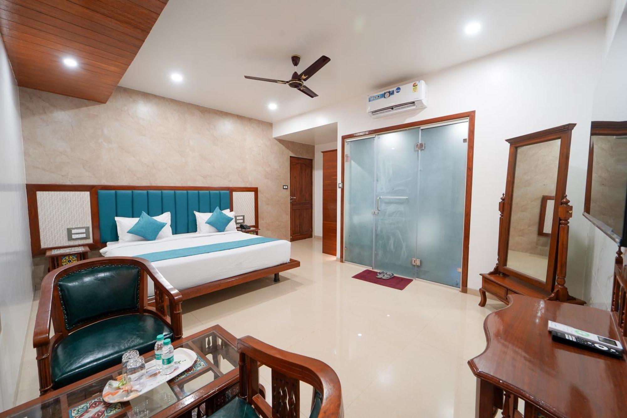 Hotel Bright Star Mahabaleshwar Ngoại thất bức ảnh