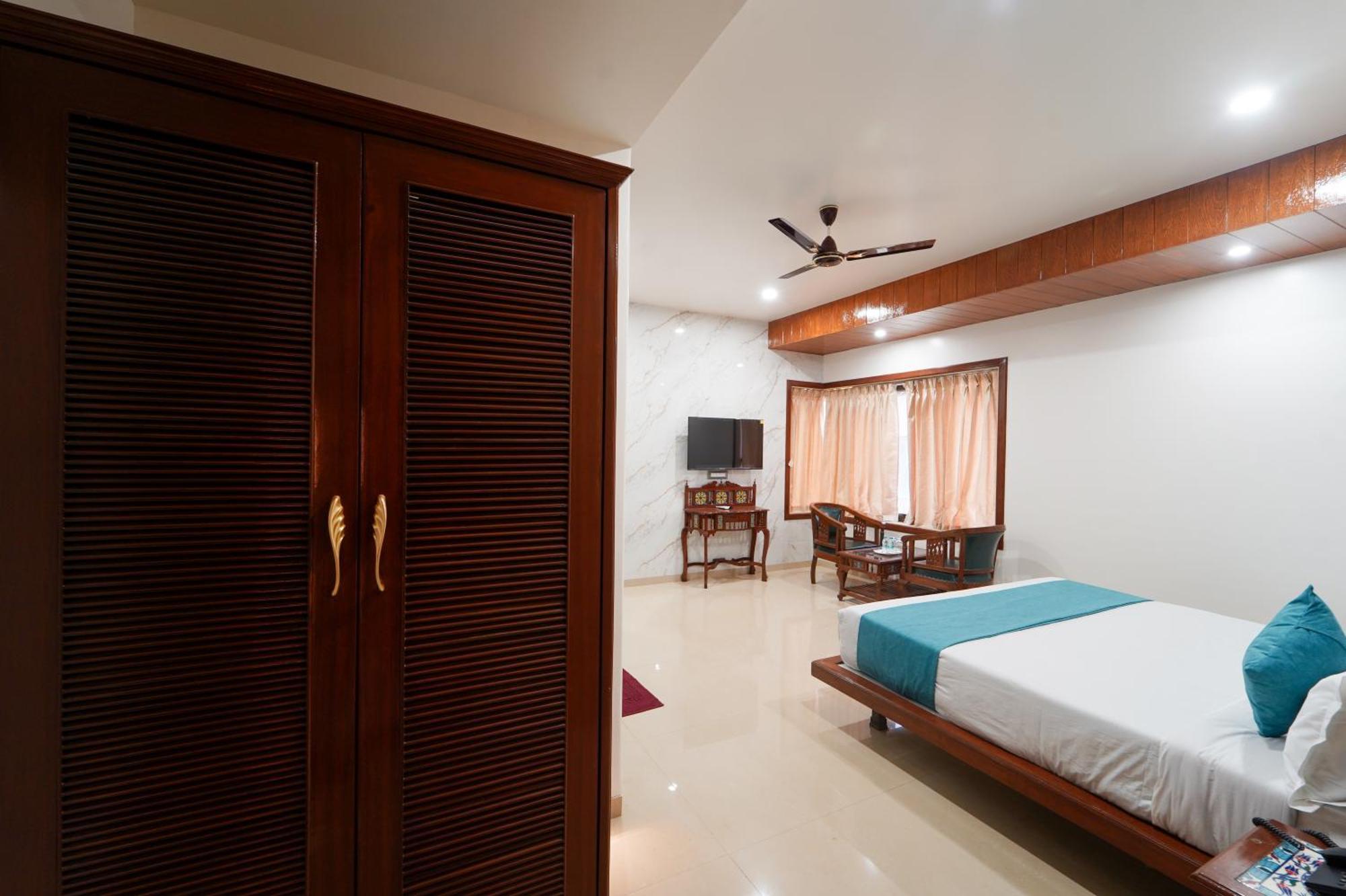 Hotel Bright Star Mahabaleshwar Ngoại thất bức ảnh