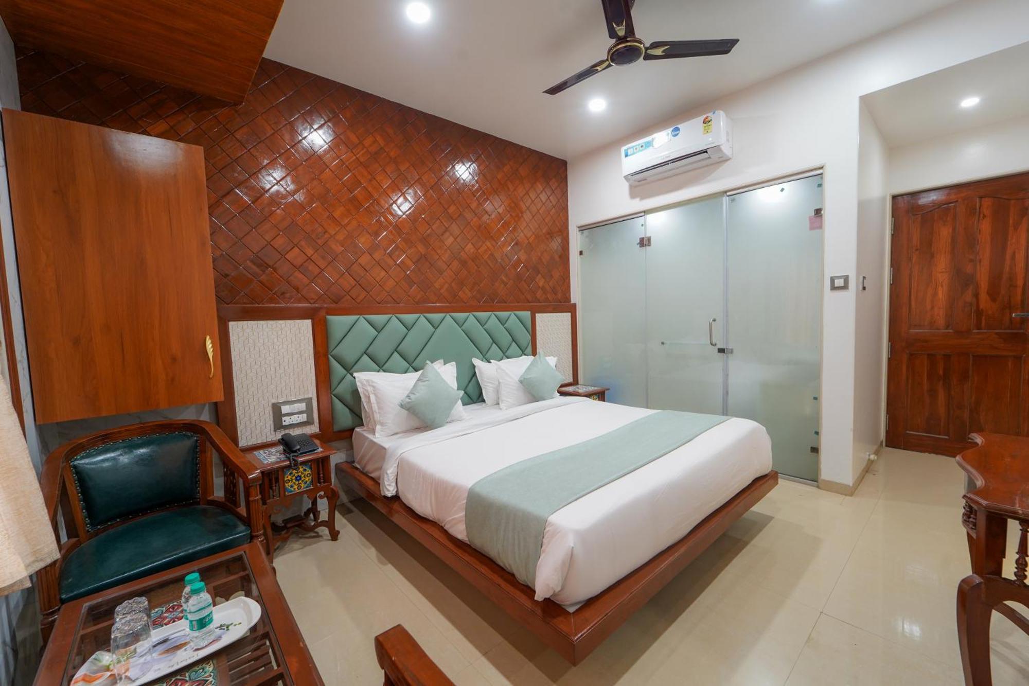 Hotel Bright Star Mahabaleshwar Ngoại thất bức ảnh